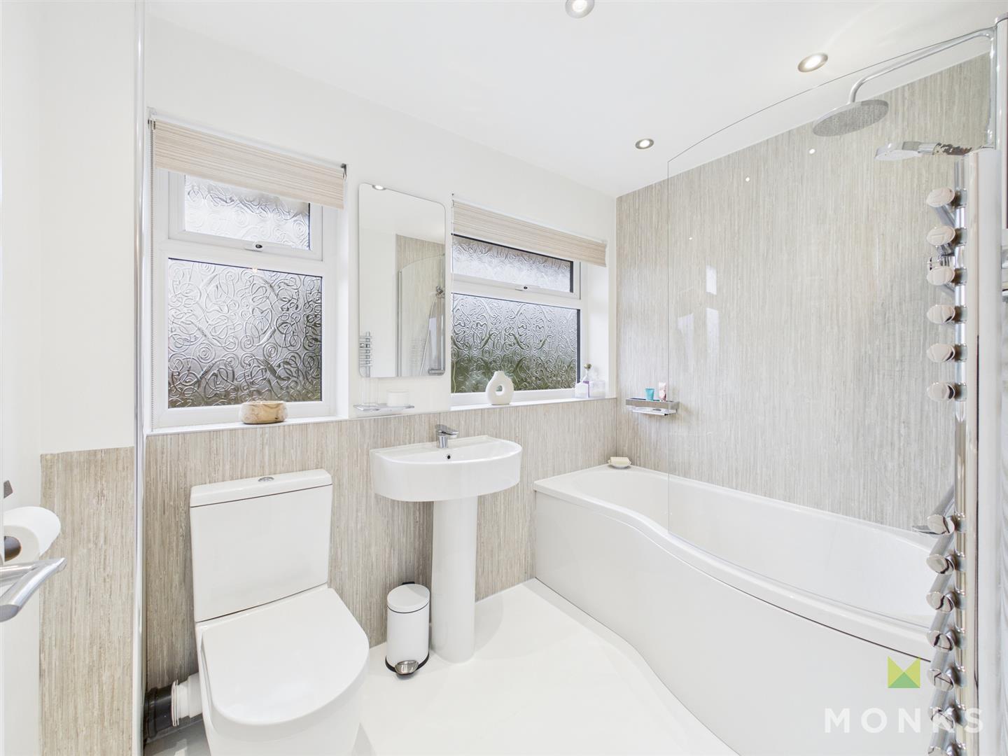 12 Greystones Way, Oswestry, SY11 2SJ For Sale